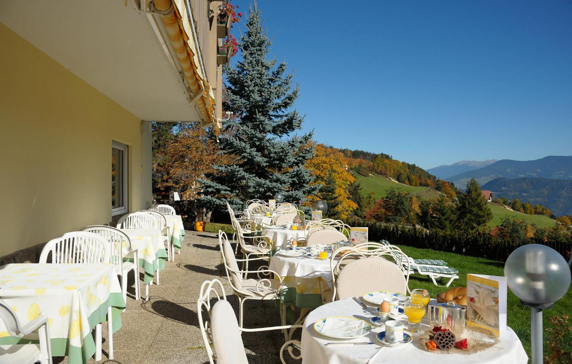 Hotel Dolomitenblick Collalbo Zewnętrze zdjęcie